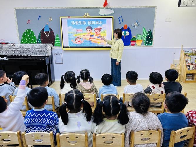 城关纬二路幼儿园深入开展防溺水安全教育，筑牢幼儿安全防线